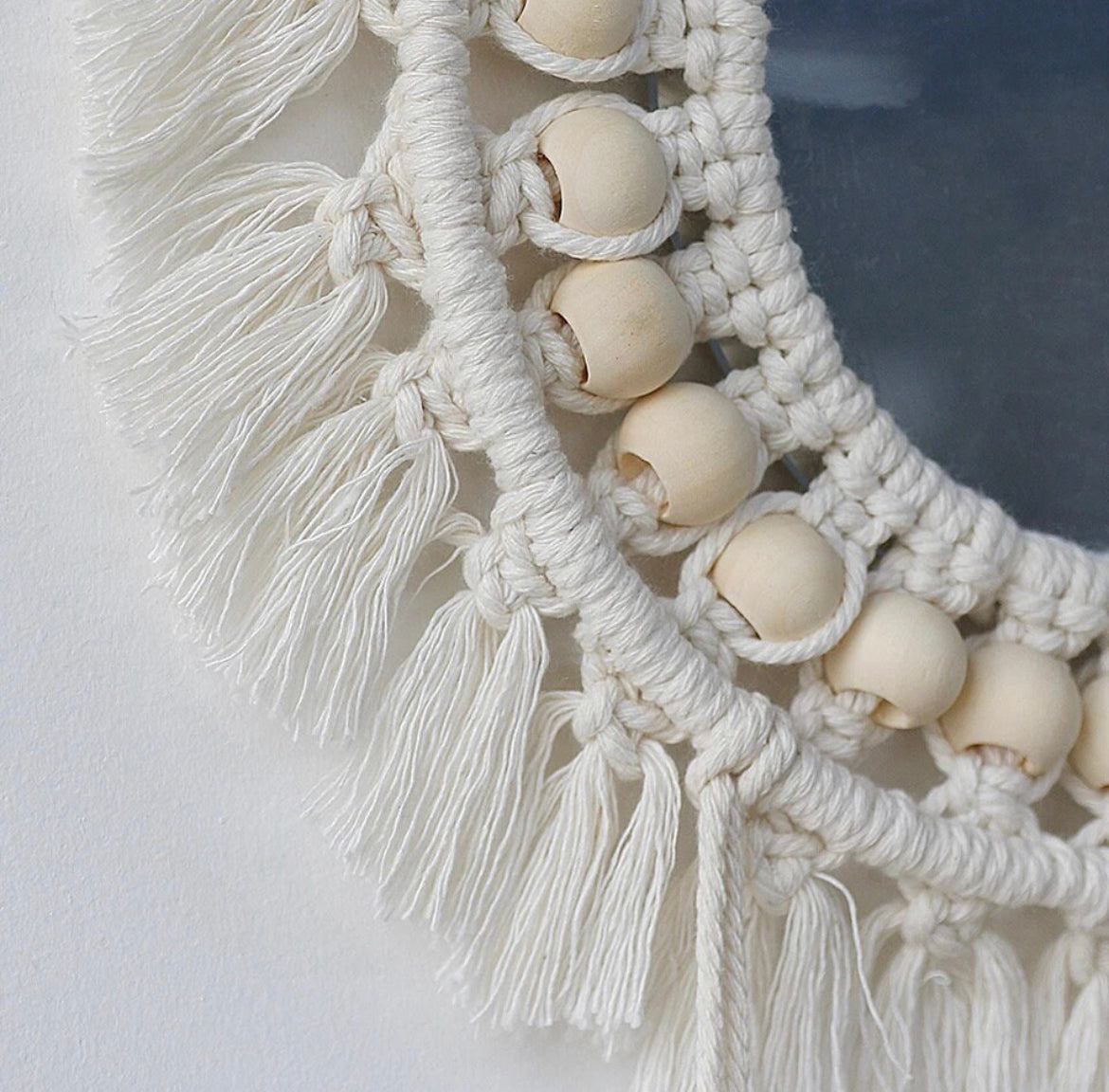 Tenture murale miroir en macramé style bohème - Mila